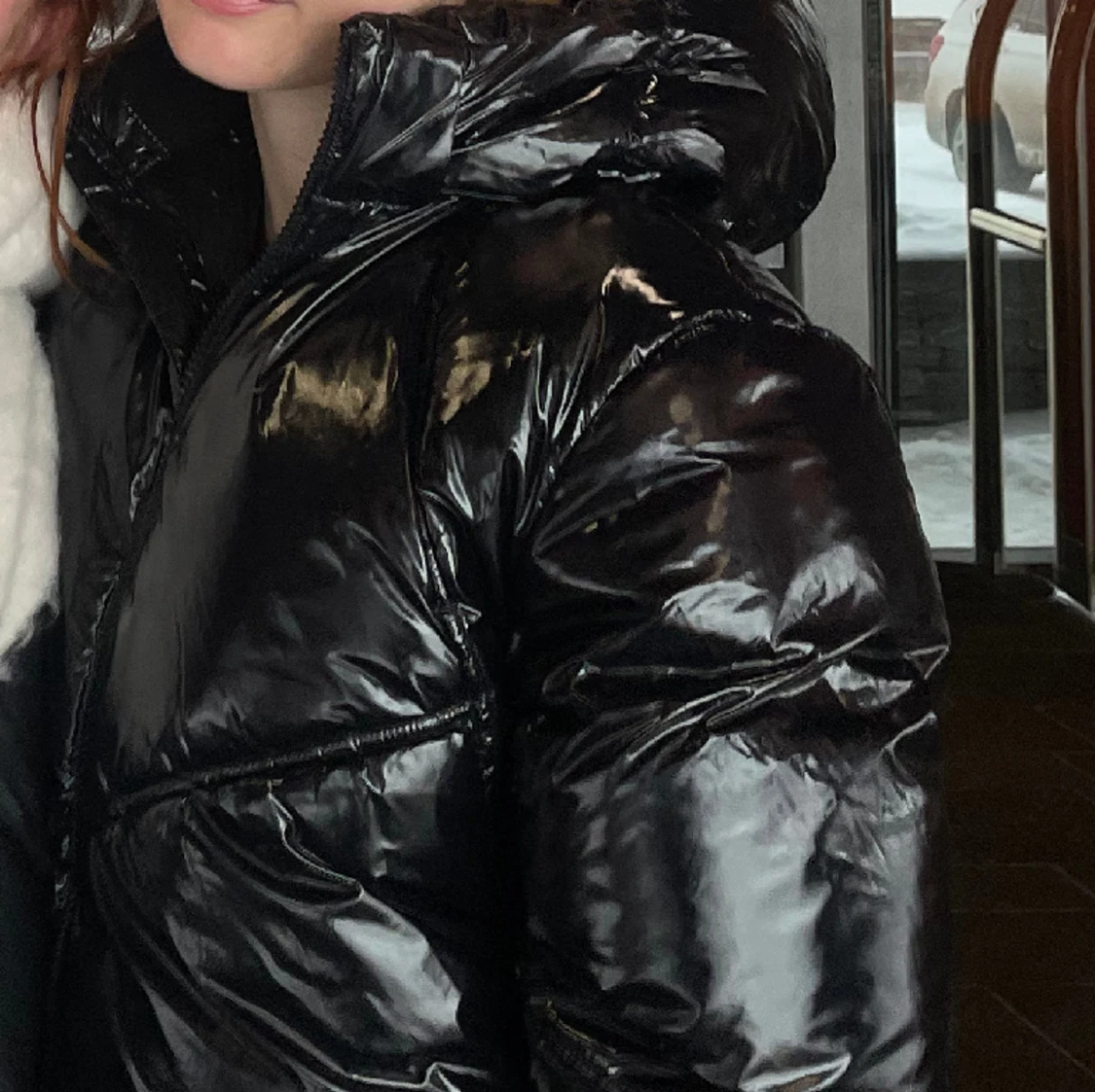 Svart glansig dunjacka  - 91