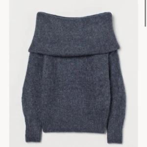 Off shoulder tröja hm  - Knappt använd, såå mysig💞