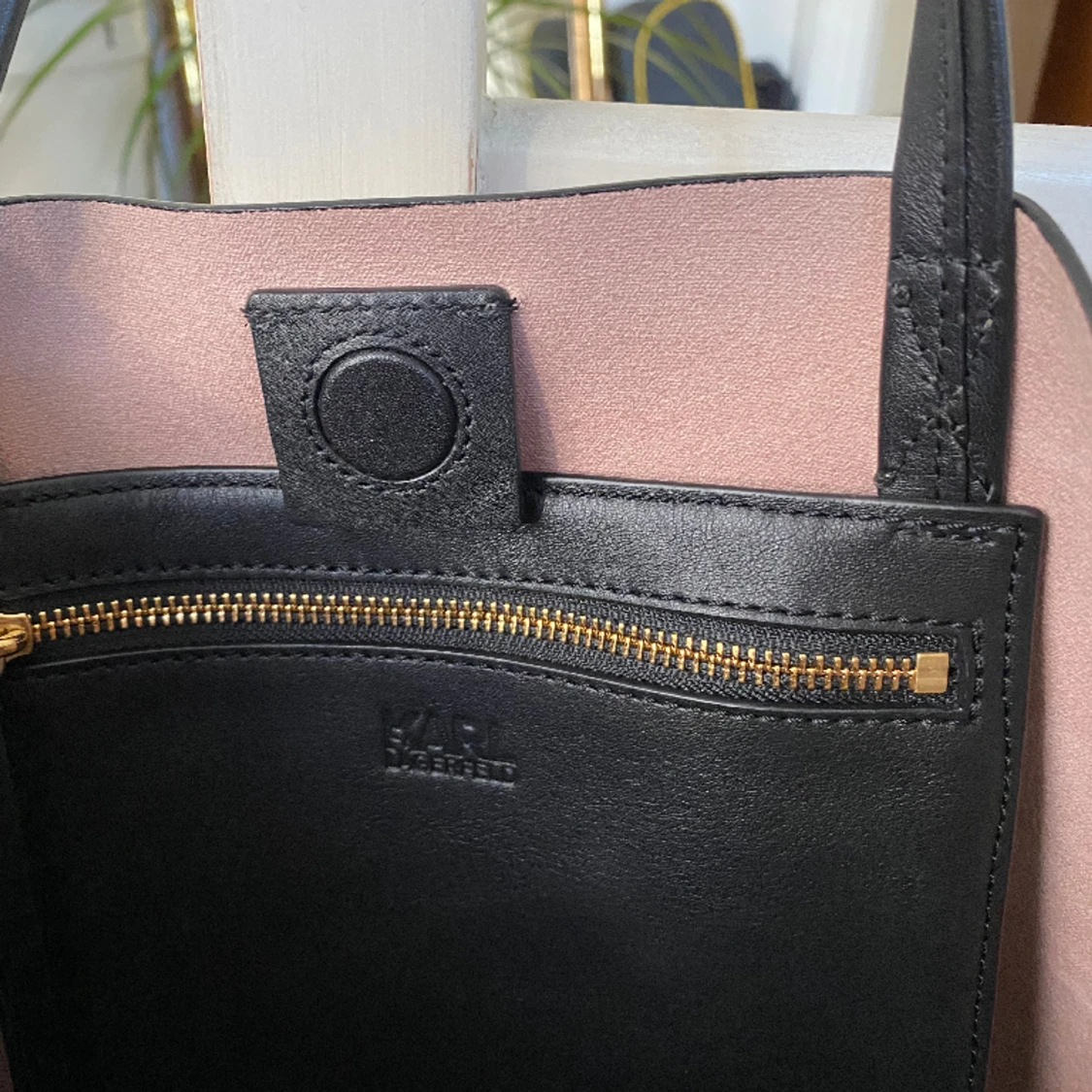 Karl Lagerfeld väska  - 91