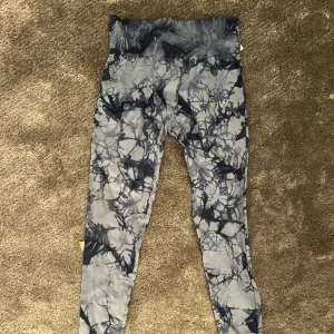 ICIW Gymtights - Så fina tights i lagom stretchigt material och bra skick! Skriv för bild på eller andra frågor 💙