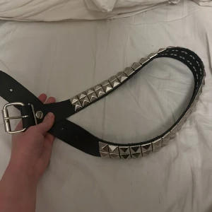  nitbälte  - Skit snyggt nitbälte 