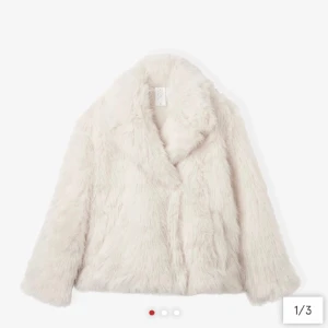 Pälsjacka - Jättefin oanvänd pälsjacka från Åhléns😍❤️