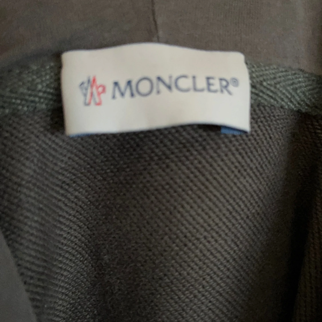 Moncler hoodie - 90