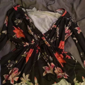 Tröja  - Inte använd 