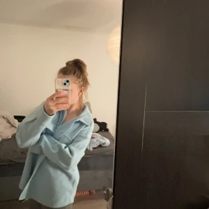 Jacka - Super fin jacka från Gina tricot . Aldrig använd