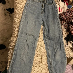 Jeans - Fina liten fläck