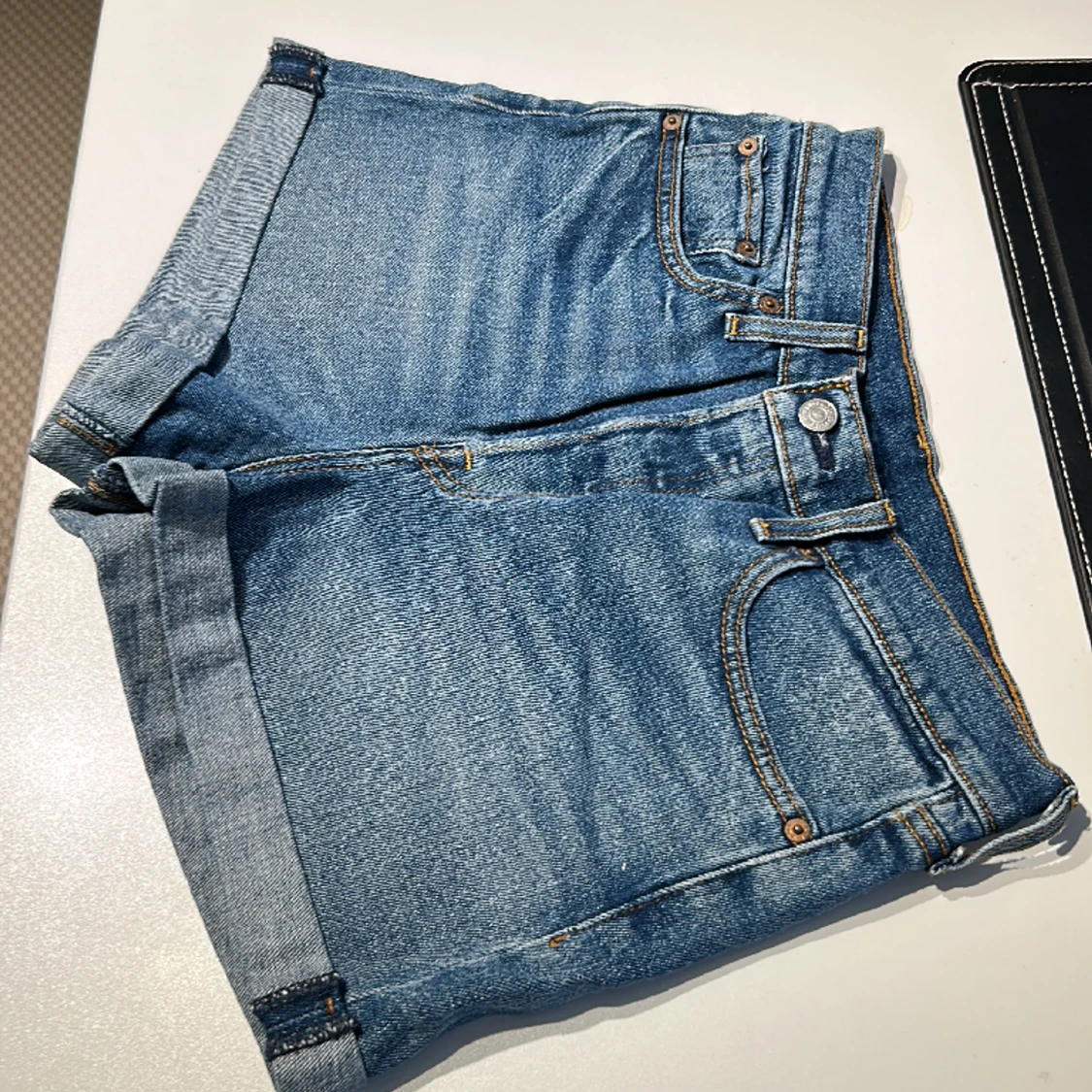 Levis Shorts - 91