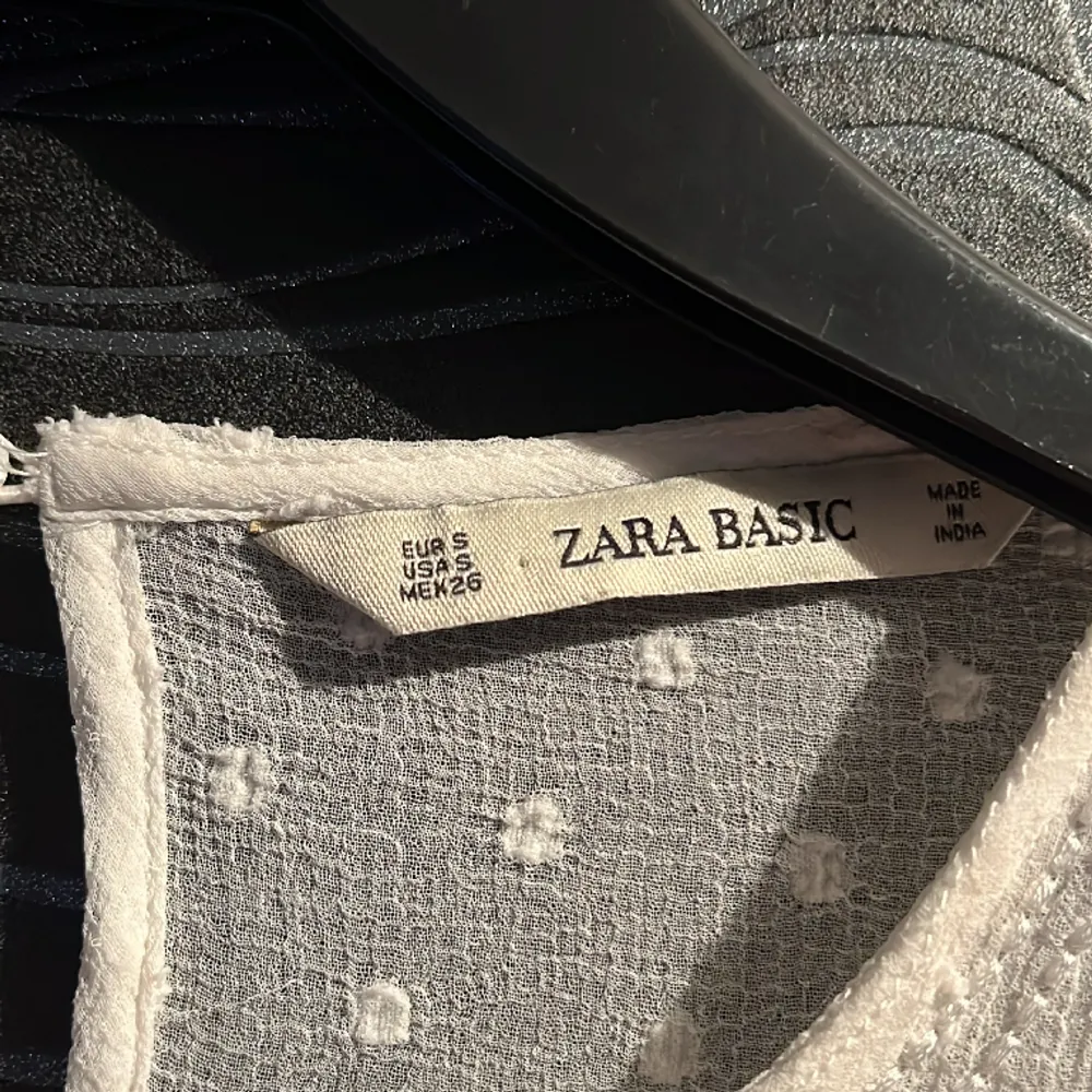 Blus från Zara i storlek S❤️. Blusar.