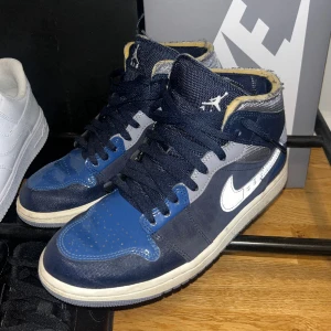 Jordan 1 Mid - Storlek 41! Hör av er vid intresse!😁