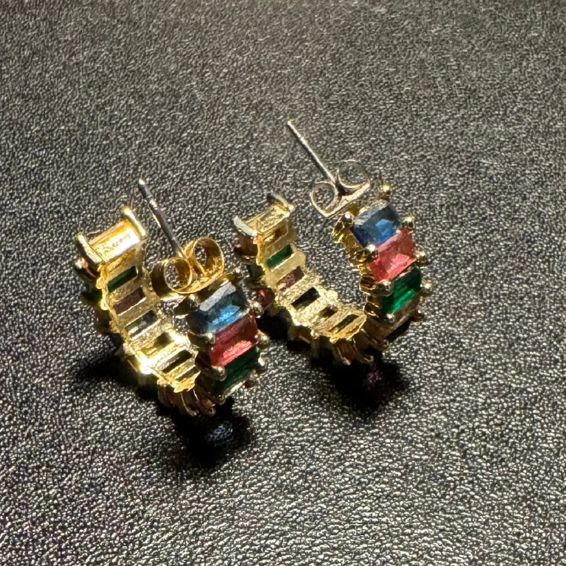 Örhängen från SNÖ