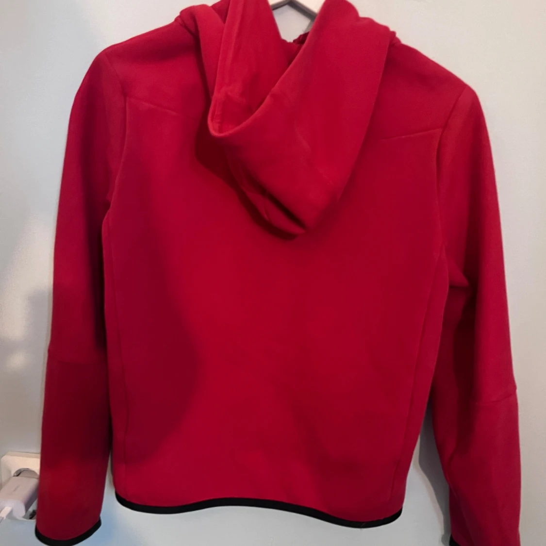 Nike tech röd  - 91