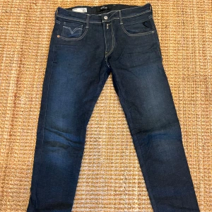 Replay anbass hyperflex - Replay anbass hyperflex i fint skick, storlek: 32/32