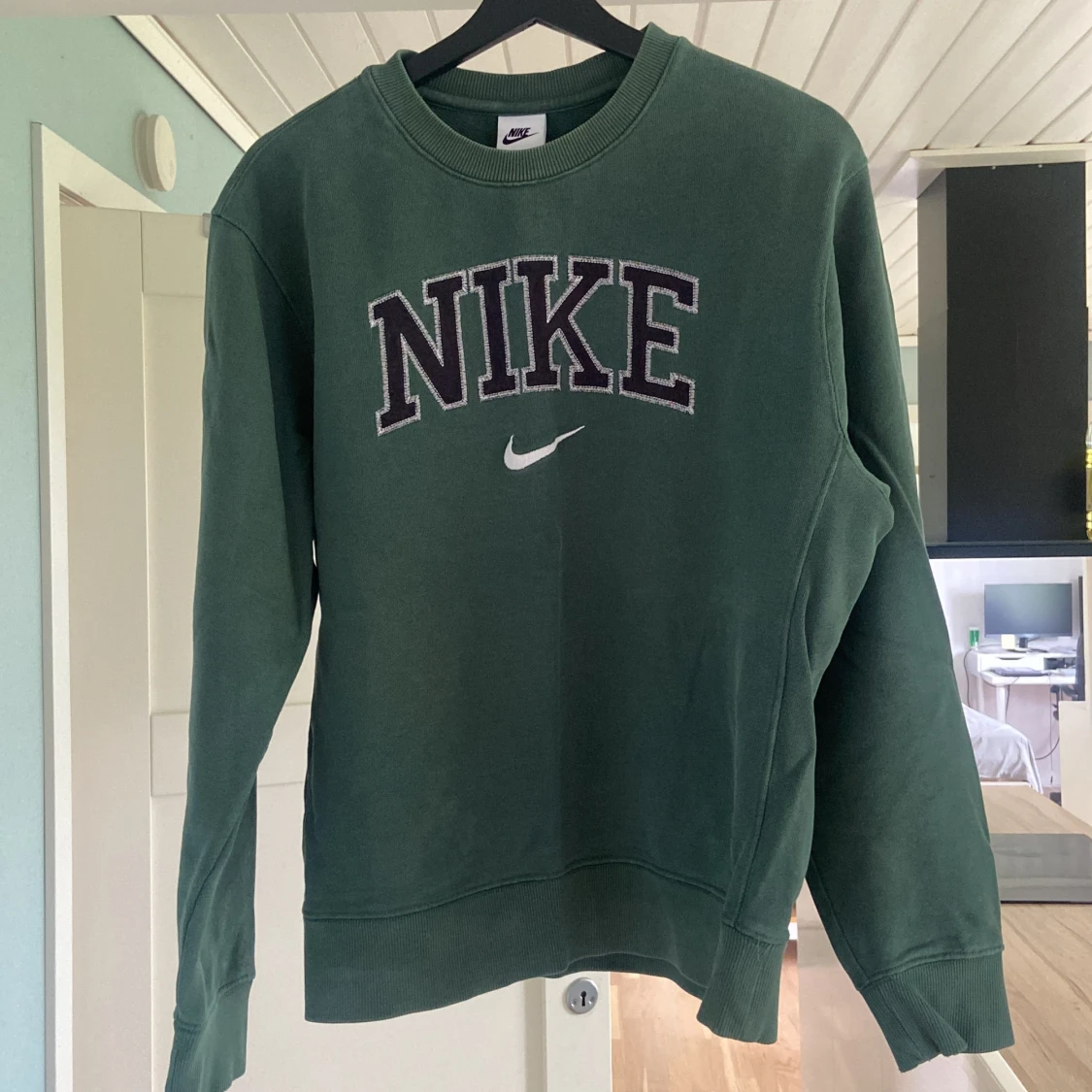 Nike sweatshirt 
