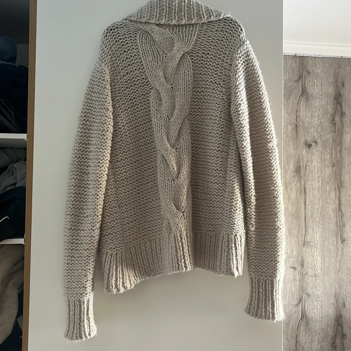 Stickad kofta - 91
