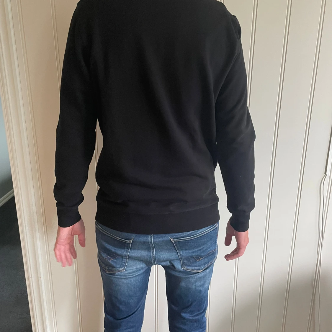 Tröja svart Asket stl L - 1