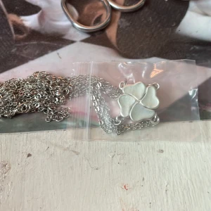 Kompishalsband - Helt nya. Kontakta mig om du är intresserad. Endast Swish 