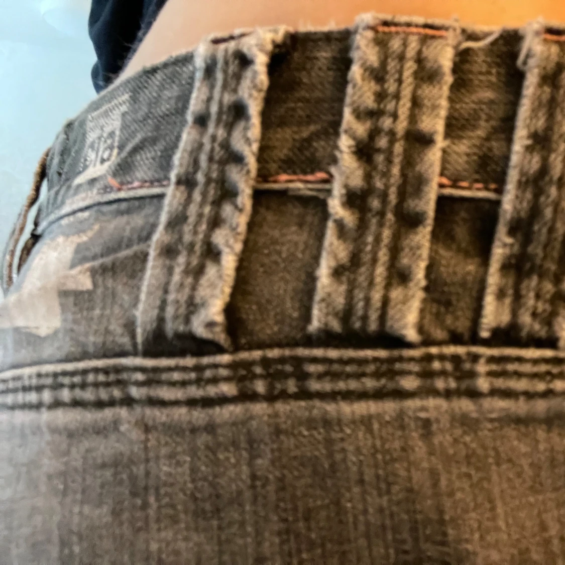 Grå jeansbyxor - 92