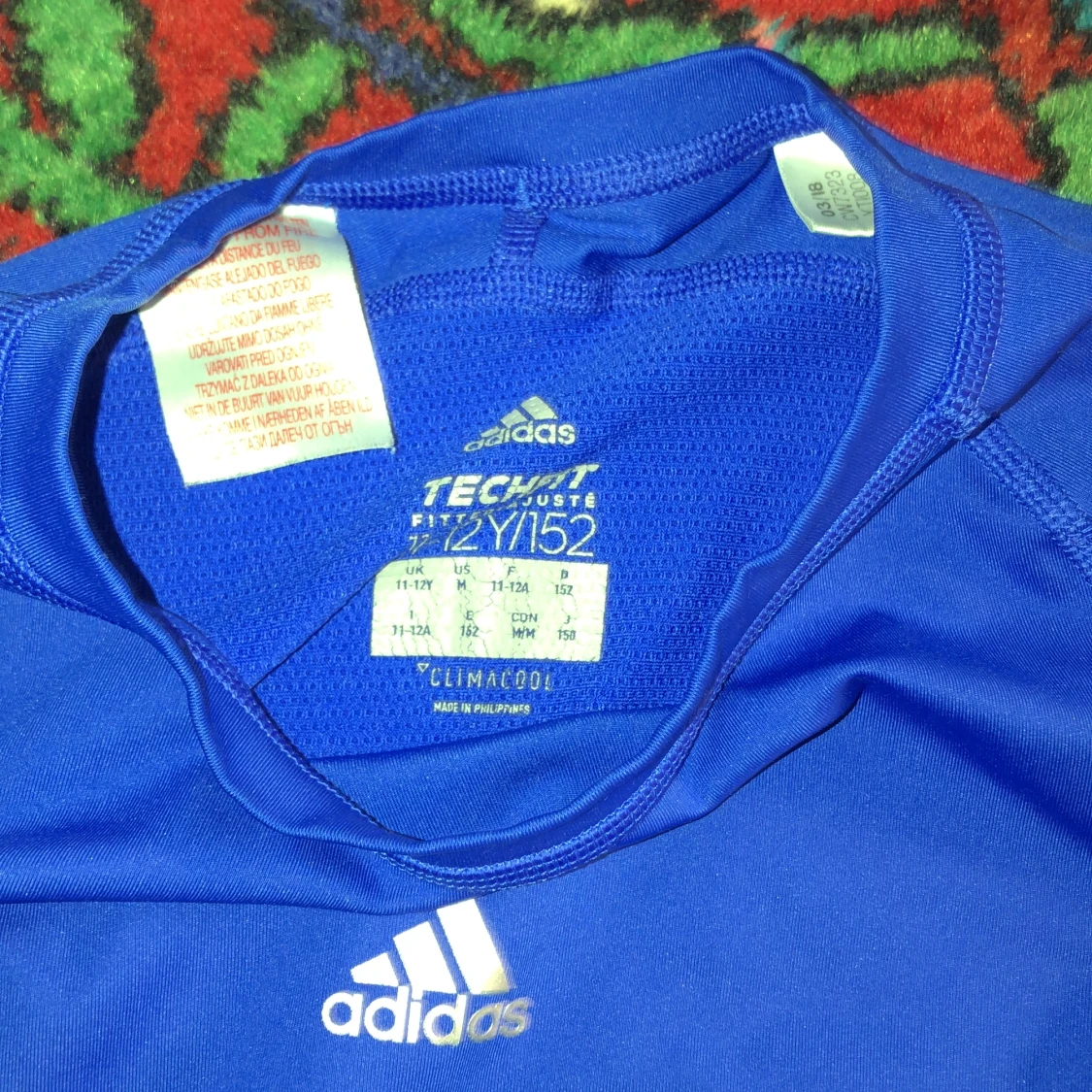 Adiddas träning tröja - 90