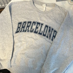 Tröja  - Bra skick tröja från hm