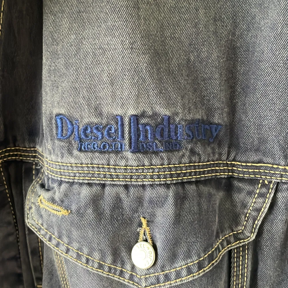 Vintage diesel. Blå workwear jacket. Storlek L. Utmärkt skick.. Jackor.