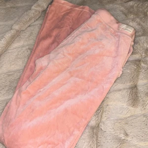 Mjukisar - jättefina ljusrosa odd Molly mjukisar. kommer aldrig till användning