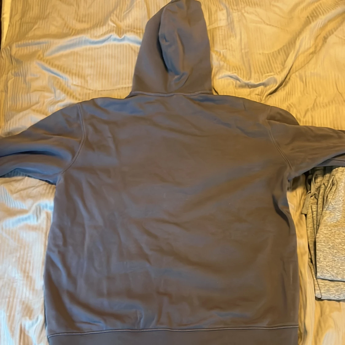 Weekday tröja  - 90