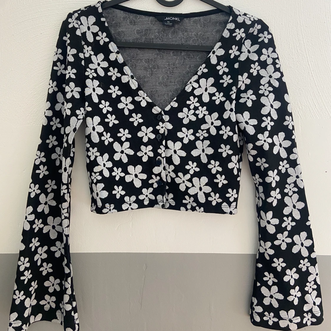 Blommig Monki Topp XS