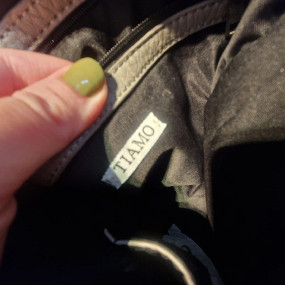 Väska från tiamo  - 93