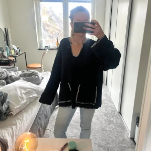 Stickad tröja - Snygg tröja med fickor 
