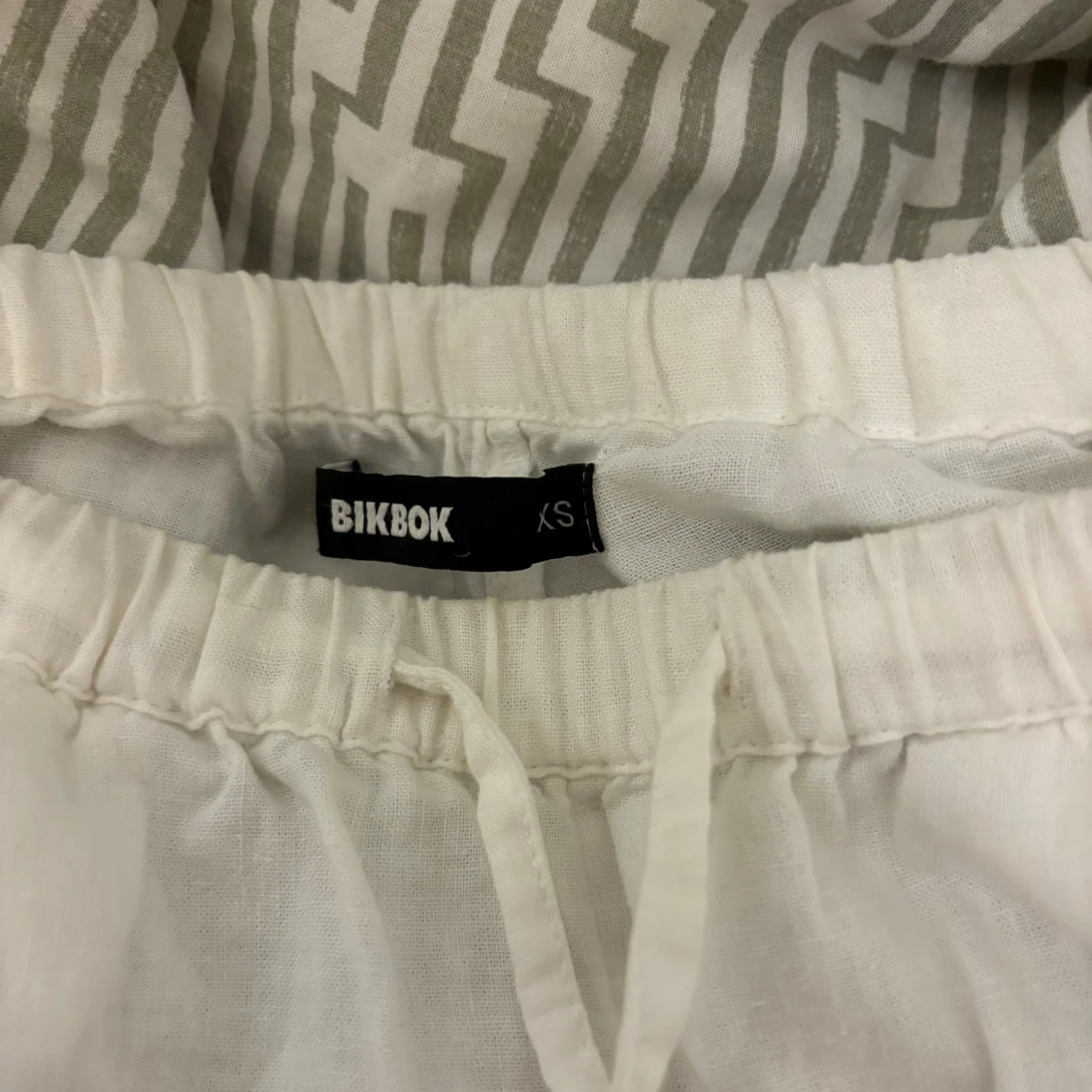 Vita Linnebyxor  - 92