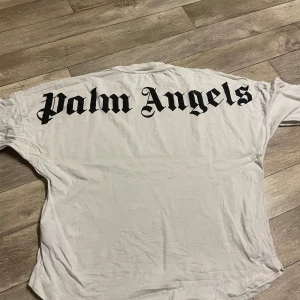 Palm angels tröja bra skick - Storlek m