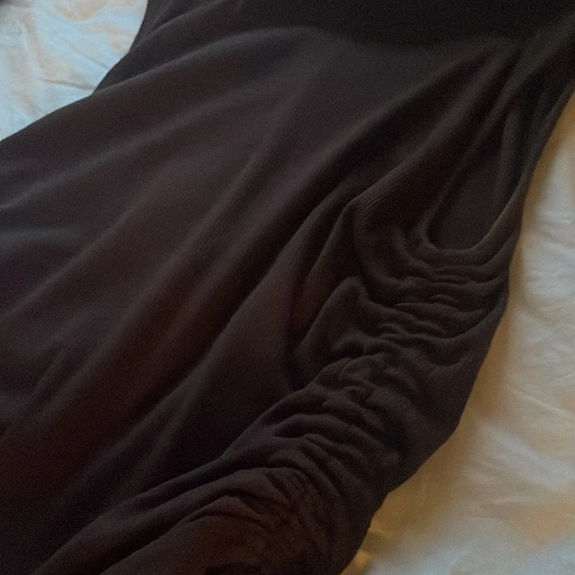 Brun topp med krage och band vid sidan - 91