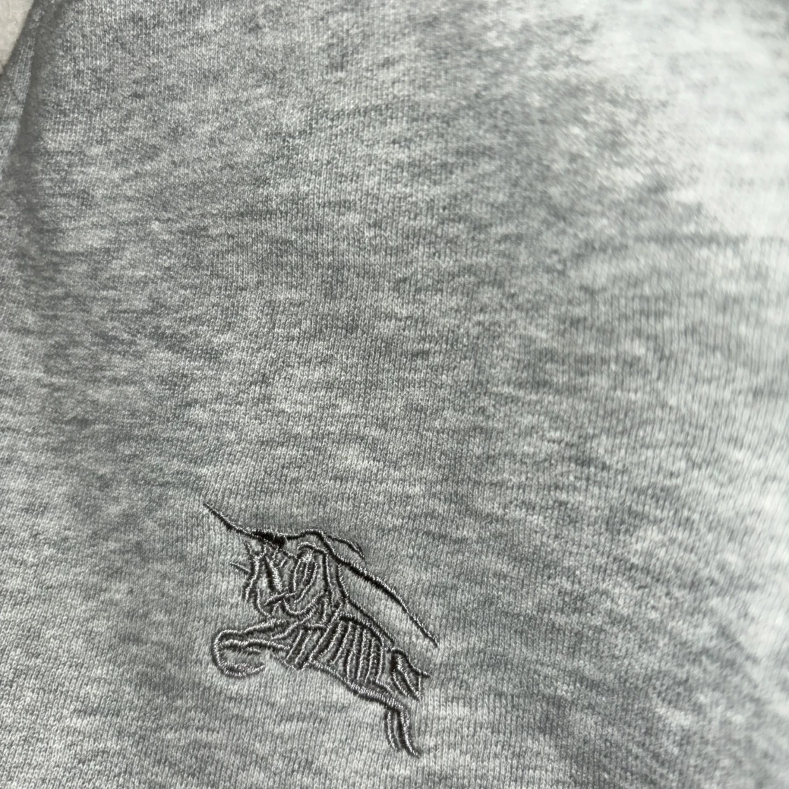 Helt ny Burberry kofta storlek M - 90