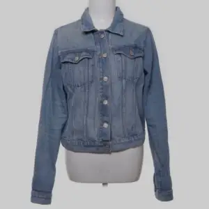 Fin jeansjacka från Cubus (Är köpt secondhand)💕💕