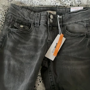Lowaist jeans - Snygga jeans aldrig använda 