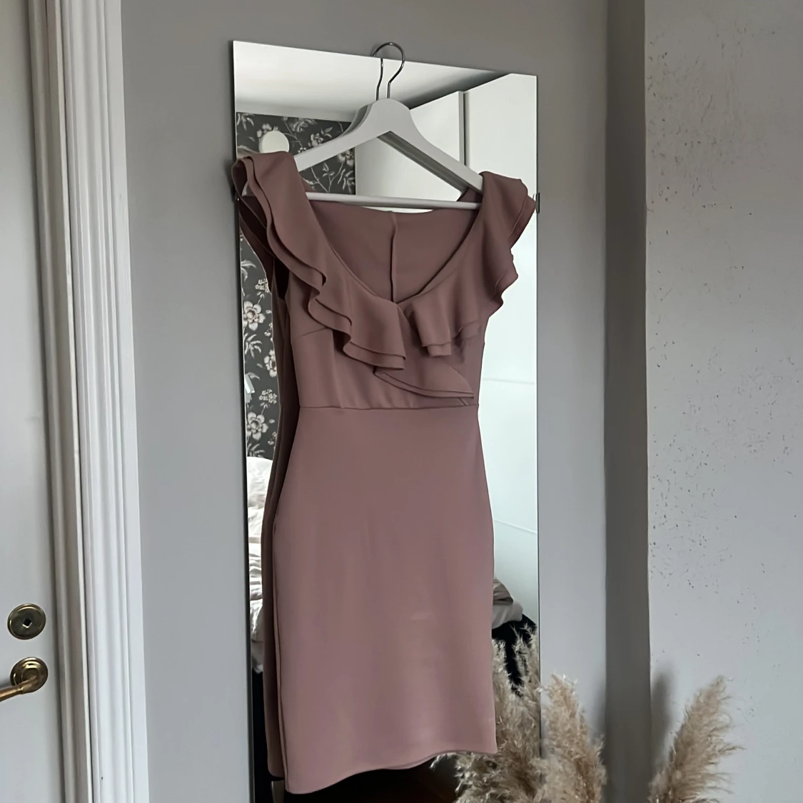 Klänning från Nelly strl XS