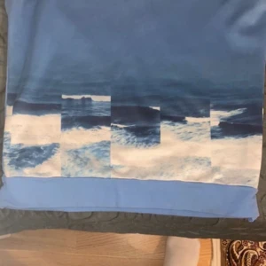 Hugo boss - Säljer min Hugo boss Exklusiva kofta då det inte används längre, hör av er vid intresse 