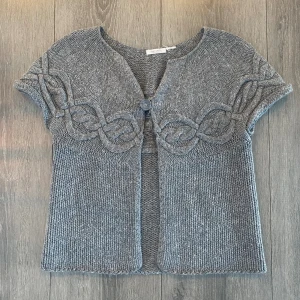 Superfin kofta - Fint skick men lite nopprig