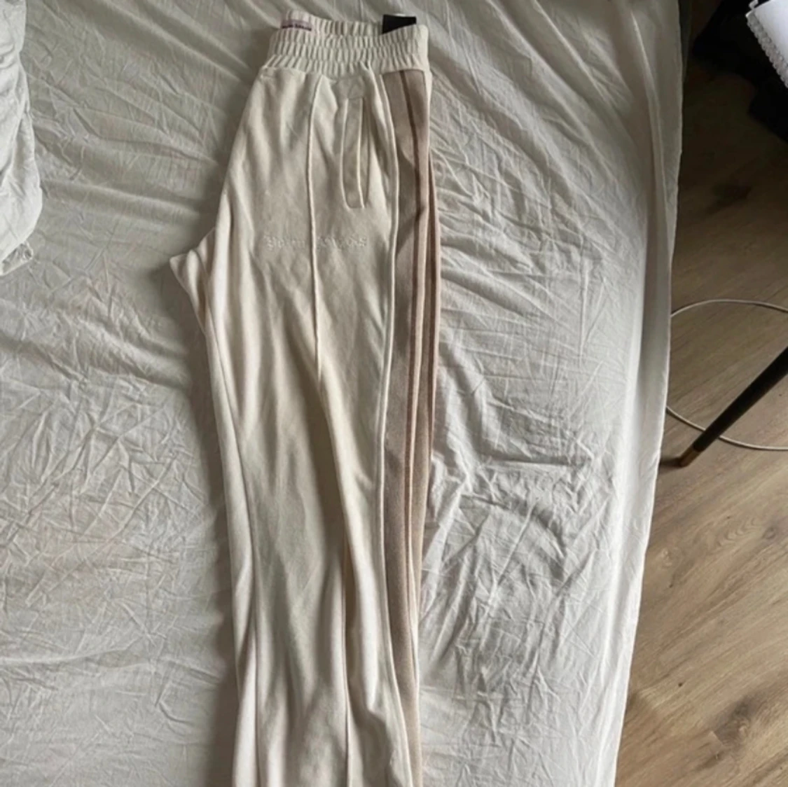 Trackpants - 91