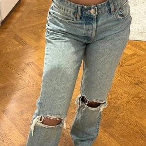 lågmidjade jeans från zara - Från zara💕
