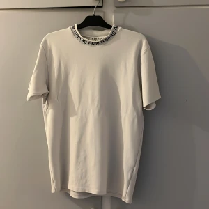 Acne T-shirt  - Bra skick Storlek M 