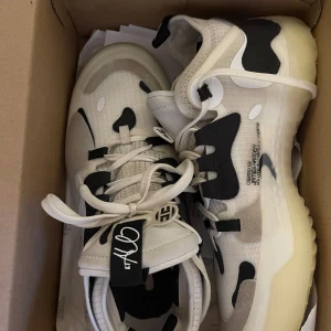 Harden Vol.5 futurenatura  - Basket skor av James Harden . Mycket bra skick. Skriv för fler bilder 