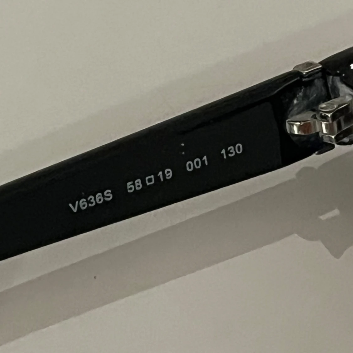 Valentino solglasögon  - 93