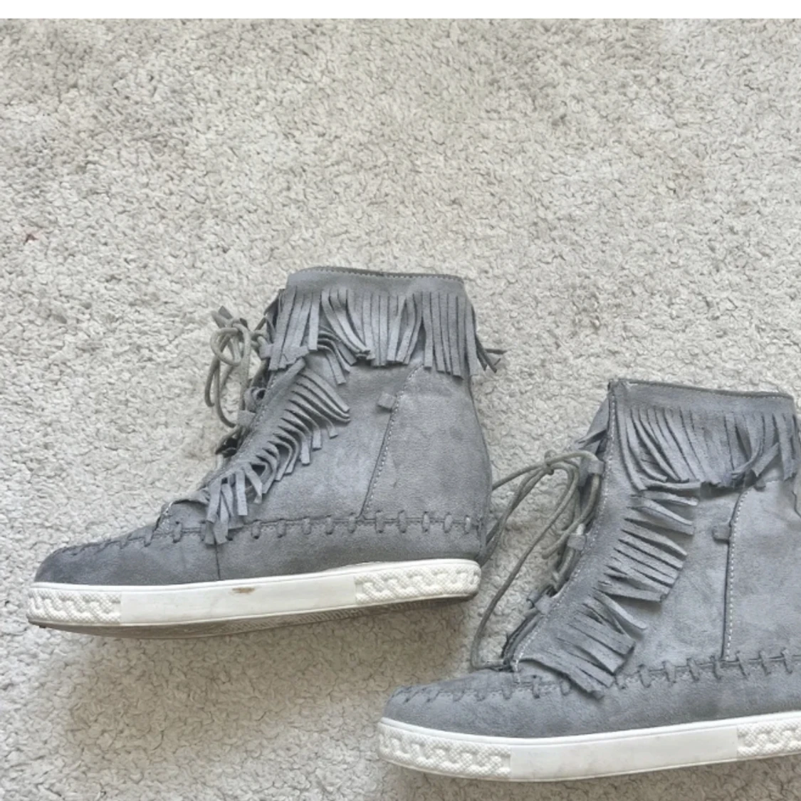 Fransskor casedei  - 90