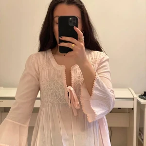 Odd molly blus  - Lånade bilder!!! Superfin odd molly blus köpt här på plick som knappt använts av mig! 