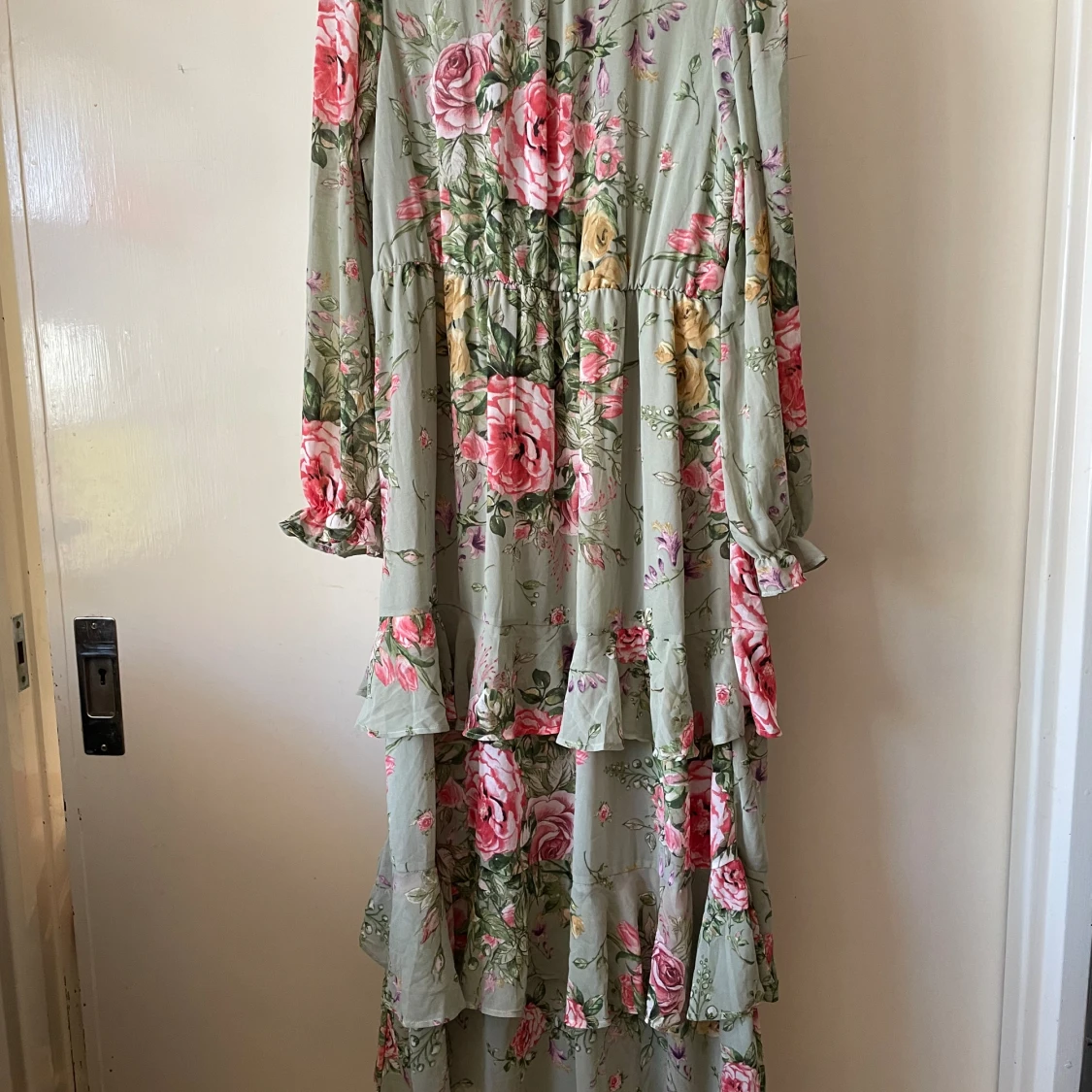 Klänning blommig  - 91