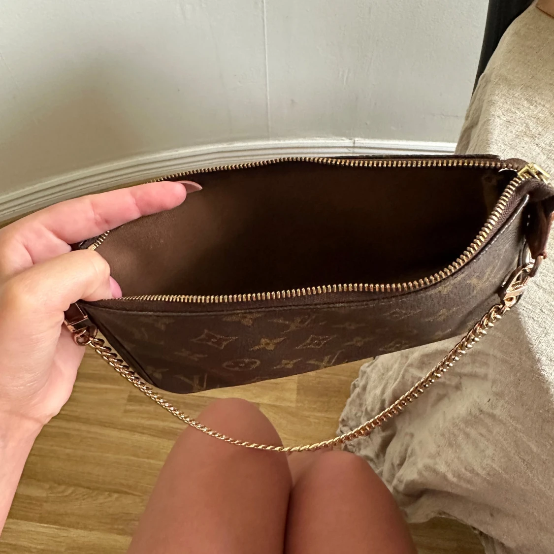 Louis Vuitton pochette - 93