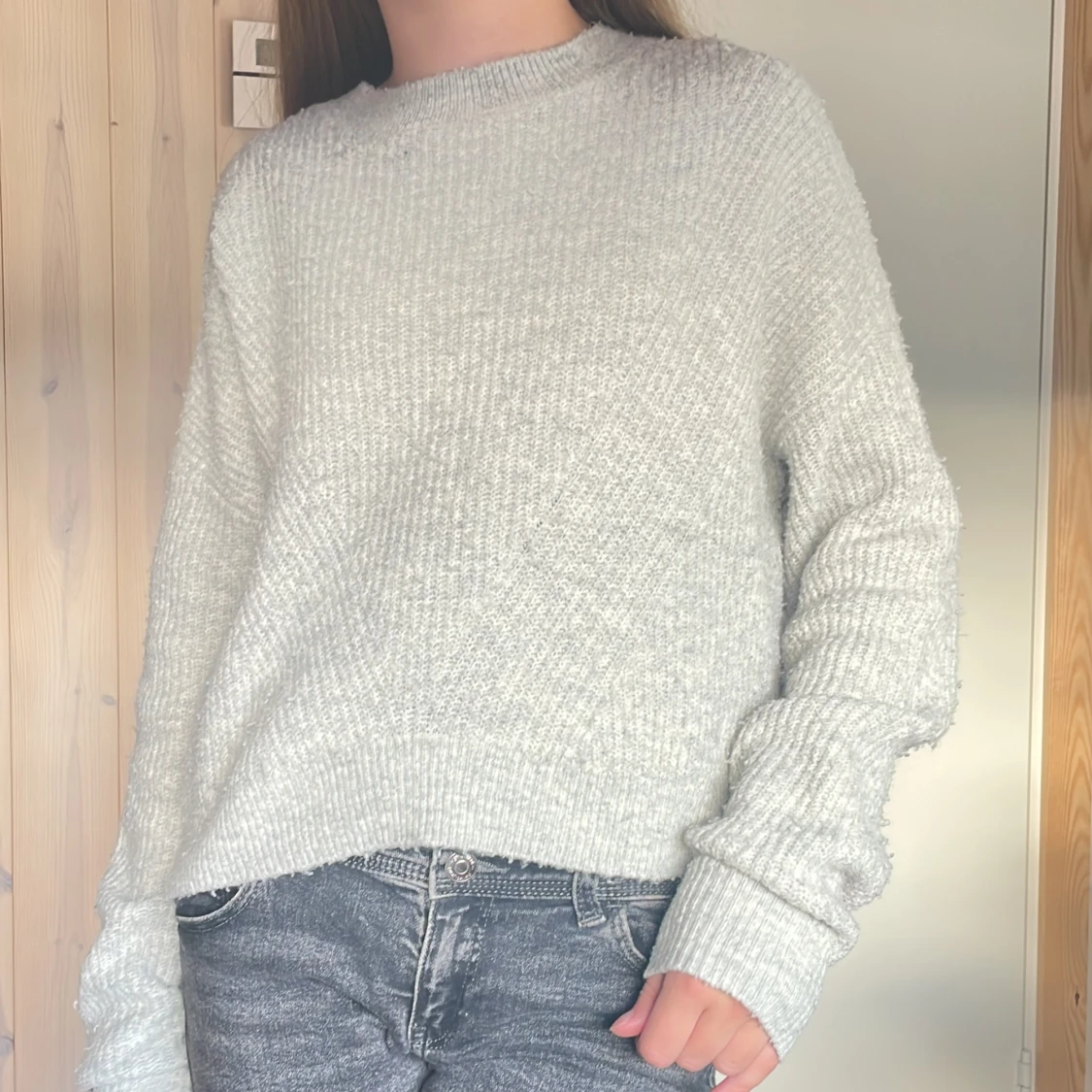 Grå stickad tröja  - 90