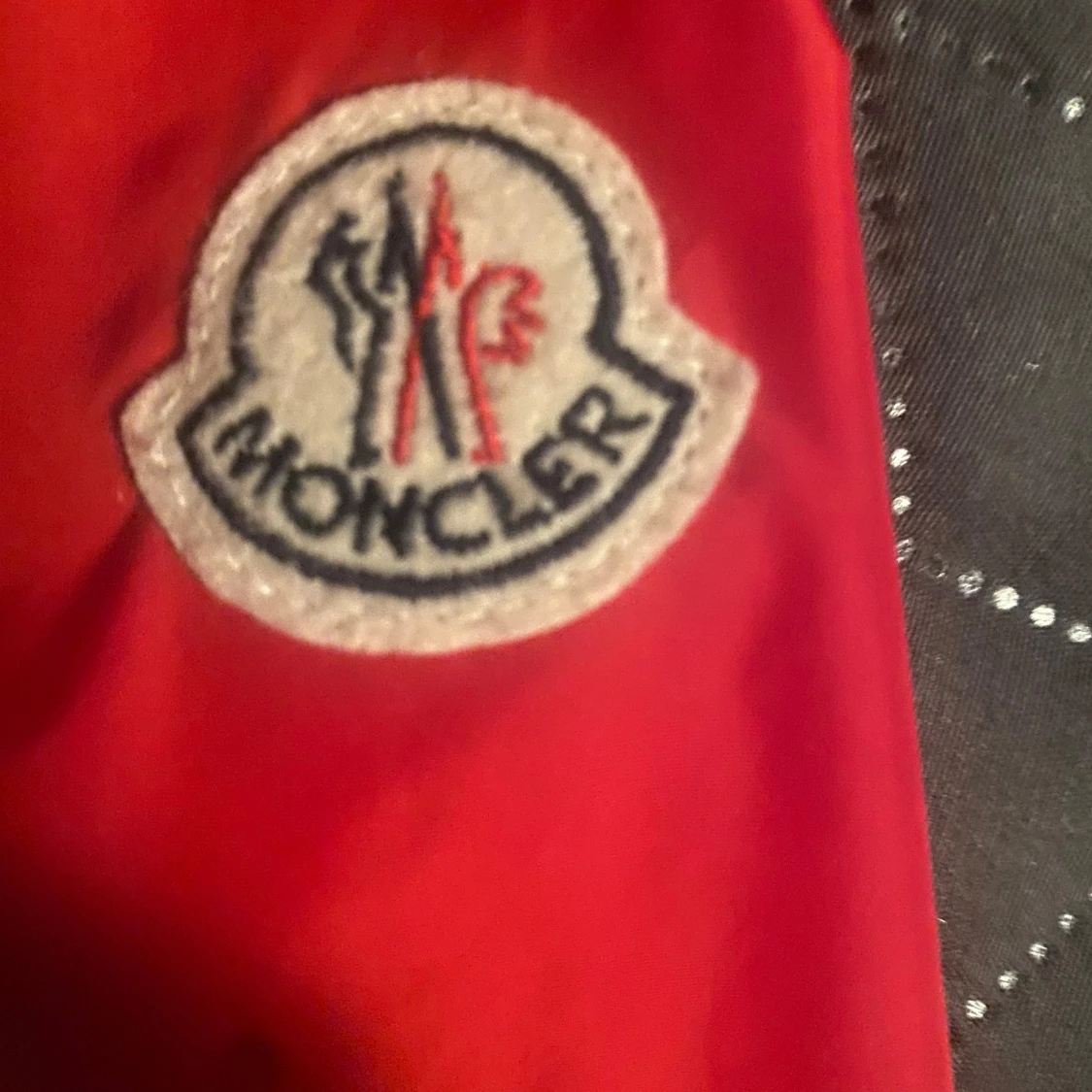 Moncler skaljacka - 90