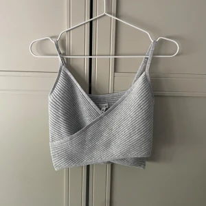 Stickat omlott linne - Aldrig använd 💕 Croppad 